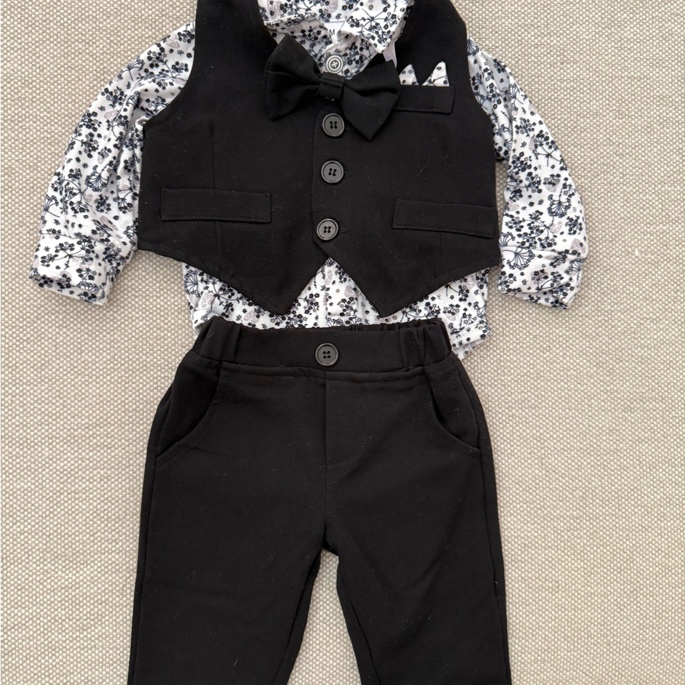 Baby Boy Formal Suit size 0-3